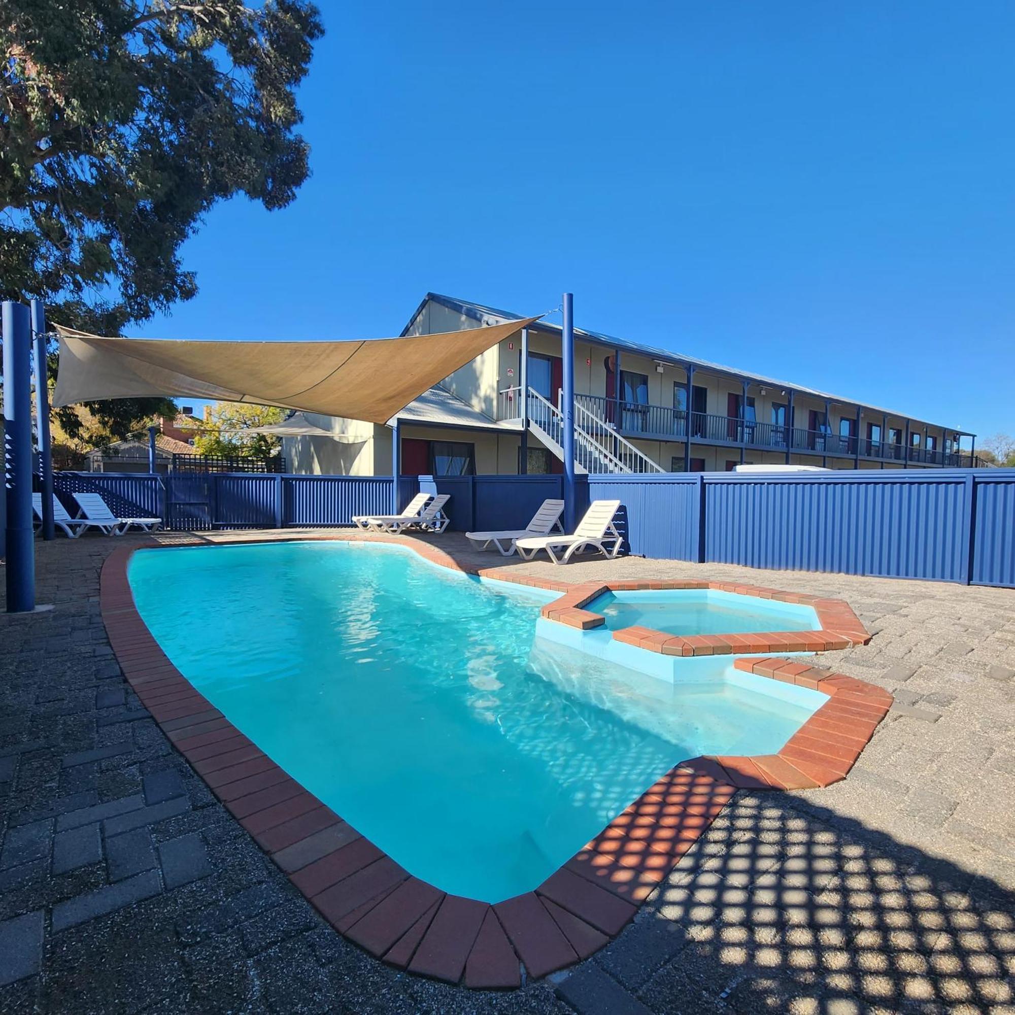 Wentworth Central Motor Inn Luaran gambar